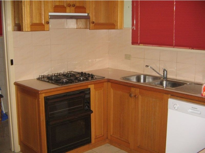 37 Winston Street, Glen Waverley VIC 3150