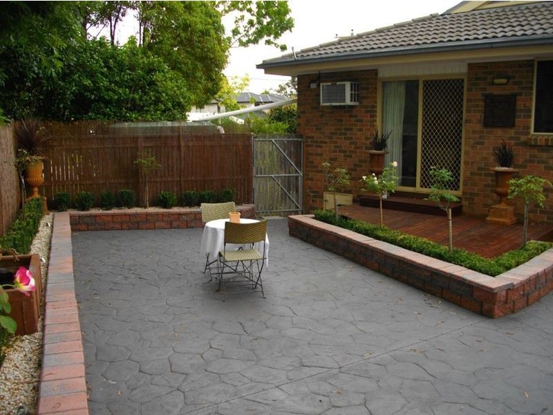 1/33 Lincoln Avenue, Glen Waverley VIC 3150