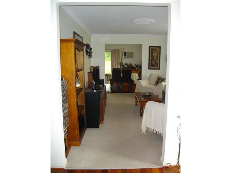 1/33 Lincoln Avenue, Glen Waverley VIC 3150