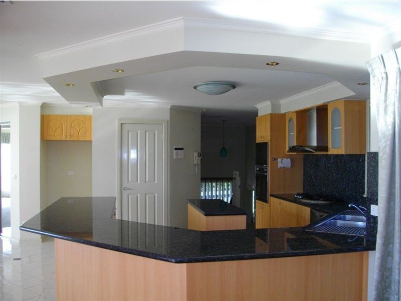 36 Arlington Drive, Glen Waverley VIC 3150