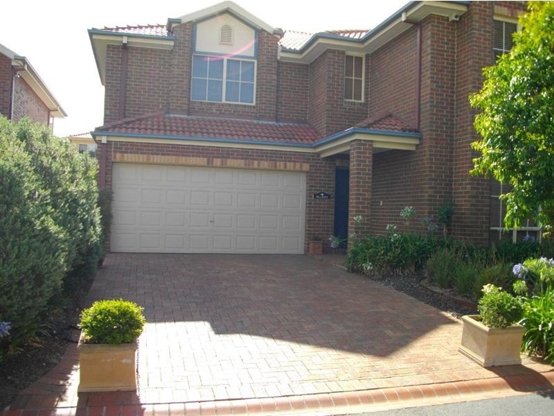 4 The Rise, Glen Waverley VIC 3150