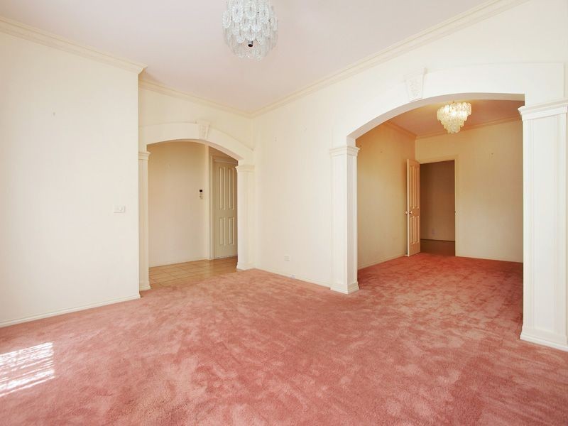 4 Trainor Court, Burwood East VIC 3151