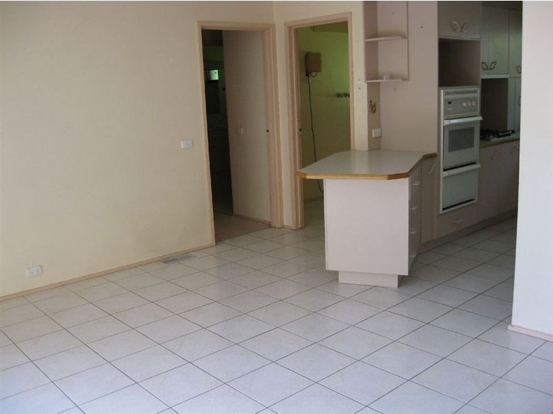 6 Cowrie Street, Glen Waverley VIC 3150