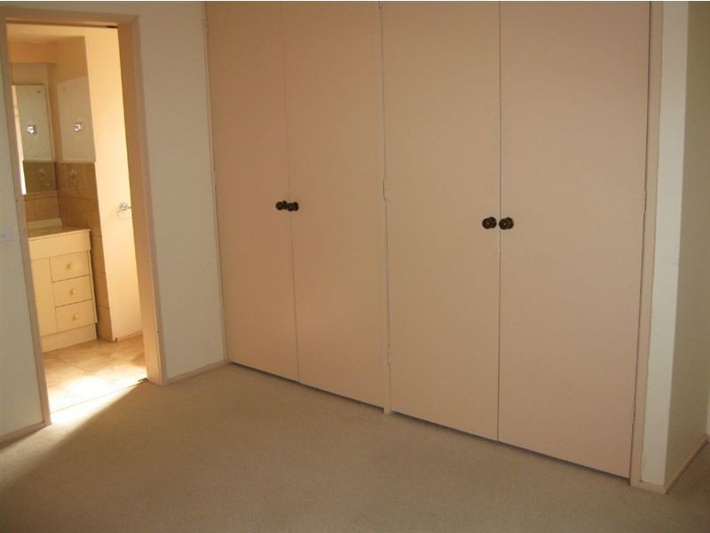 6 Cowrie Street, Glen Waverley VIC 3150