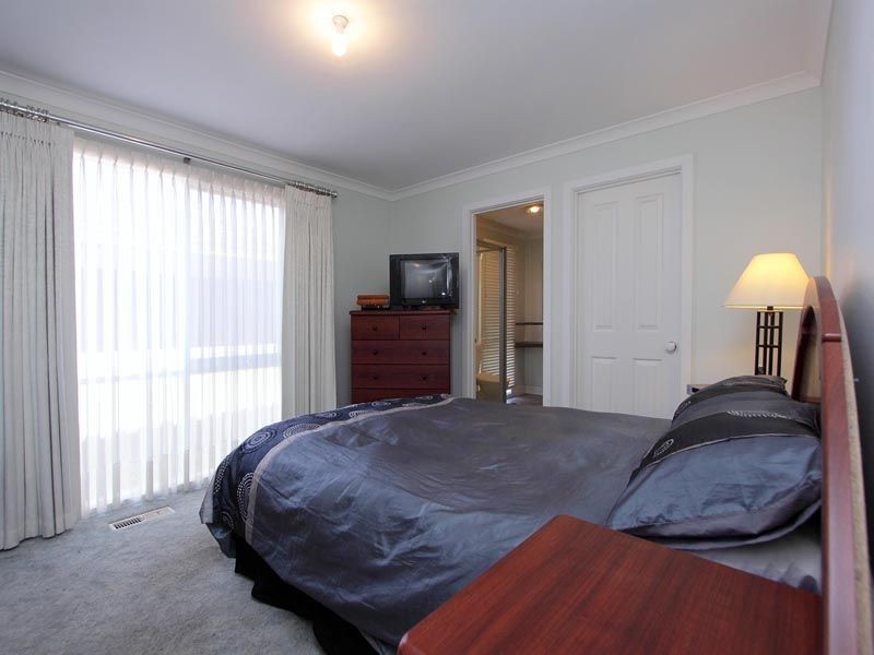 2/43 Willow Avenue, Glen Waverley VIC 3150