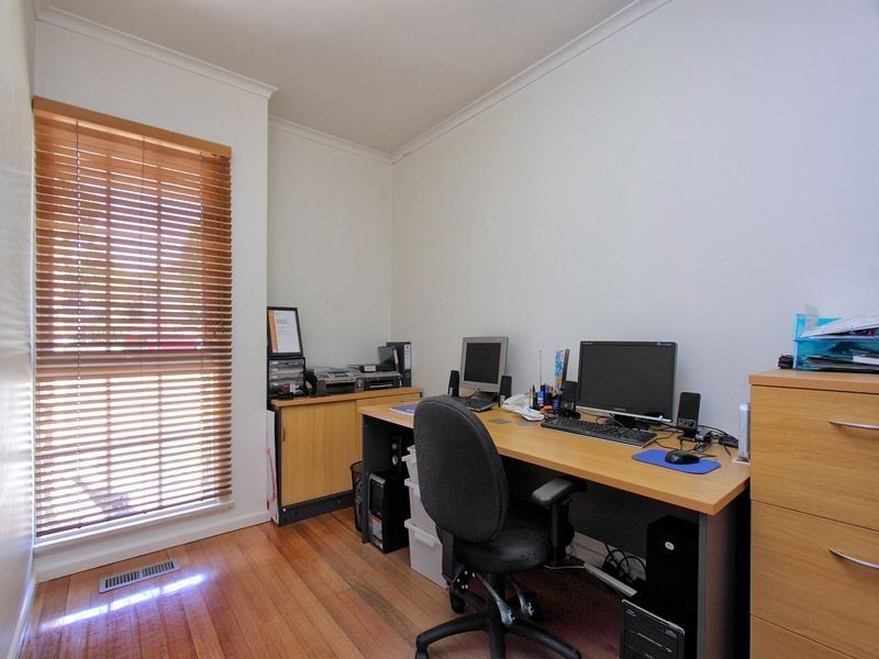 14 Crestmont Drive, Glen Waverley VIC 3150