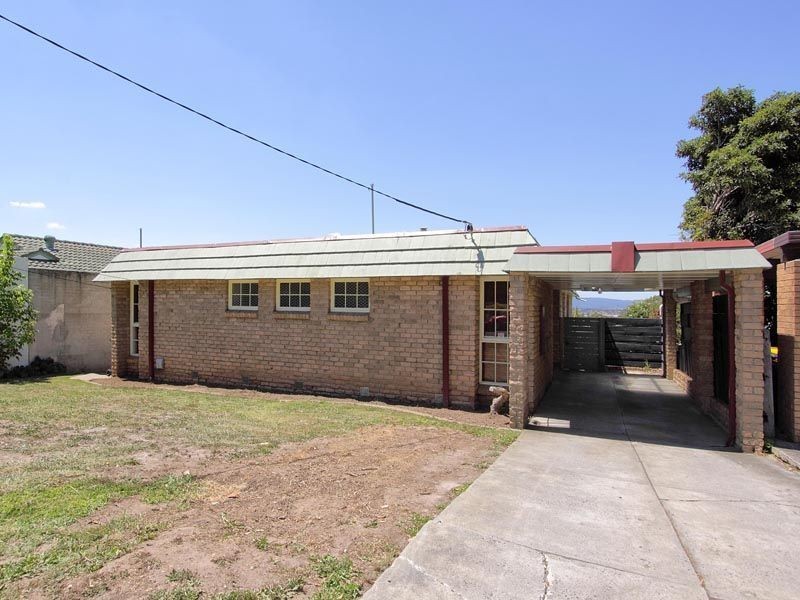 14 Crestmont Drive, Glen Waverley VIC 3150