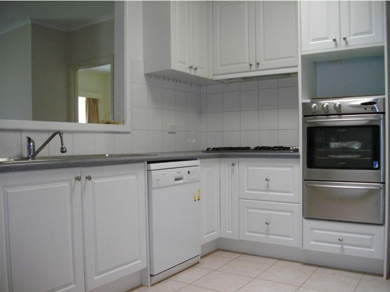 17 Myrtle Street, Glen Waverley VIC 3150