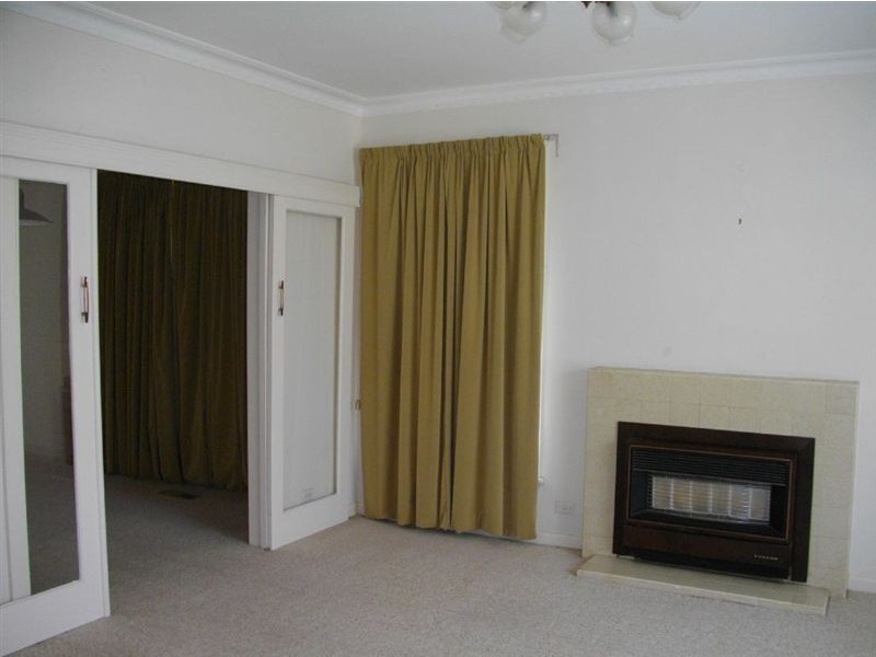 17 Myrtle Street, Glen Waverley VIC 3150