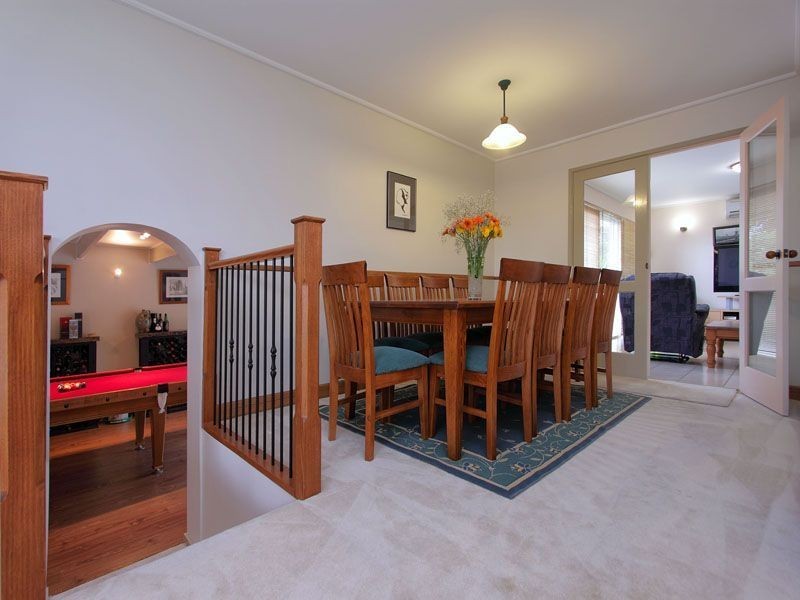 31 Highwood Drive, Wheelers Hill VIC 3150