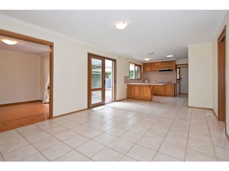 10 Salsburg Court, Vermont South VIC 3133