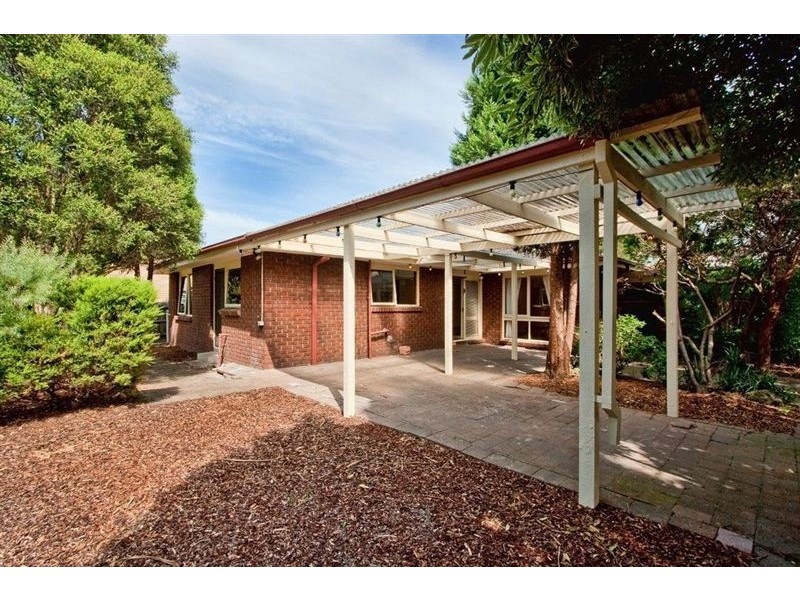 10 Salsburg Court, Vermont South VIC 3133