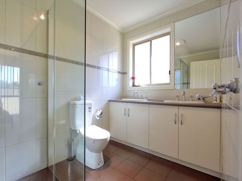 3 Crows Lane, Glen Waverley VIC 3150