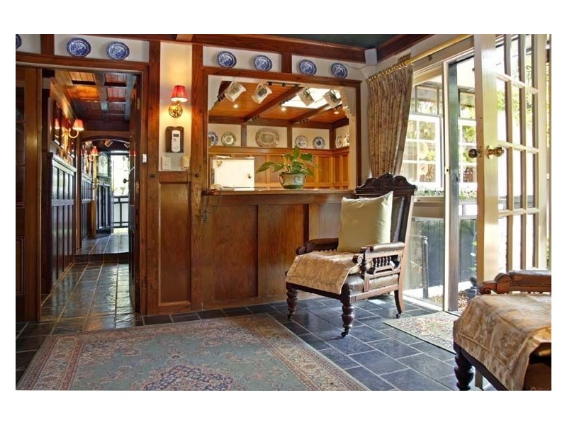 4 Azalea Court, Wheelers Hill VIC 3150