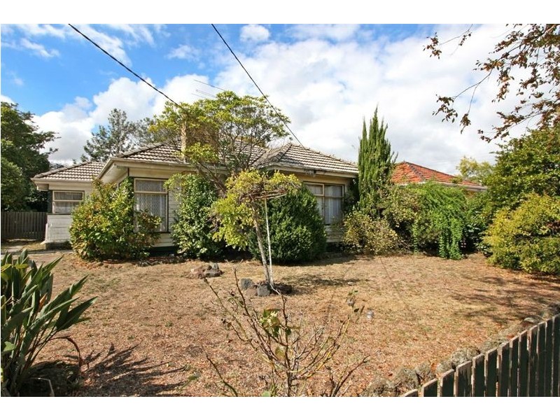 8 Myrtle Street, Glen Waverley VIC 3150
