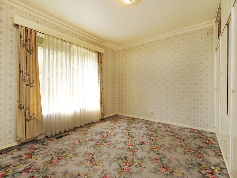 6 Pickford Street, Burwood East VIC 3151