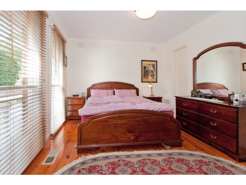 953 High Street Road, Glen Waverley VIC 3150