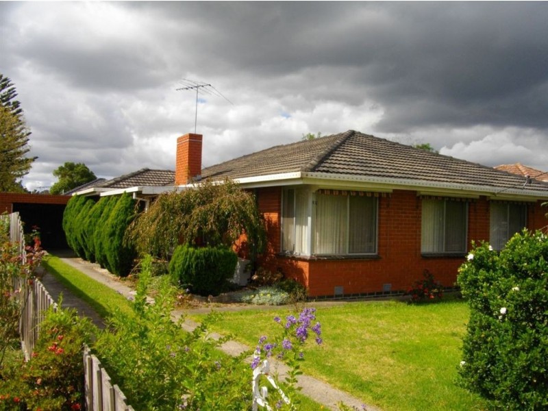 76 Watsons Road, Glen Waverley VIC 3150