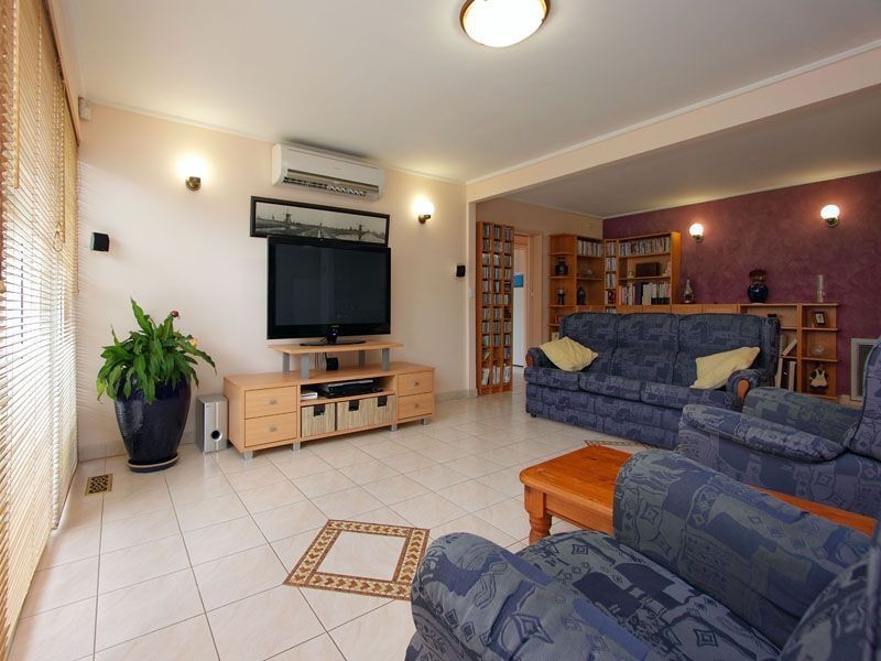 31 Highwood Drive, Wheelers Hill VIC 3150