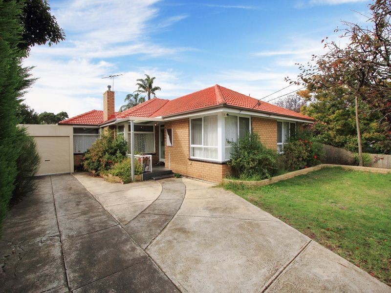 8 Viggers Parade, Glen Waverley VIC 3150