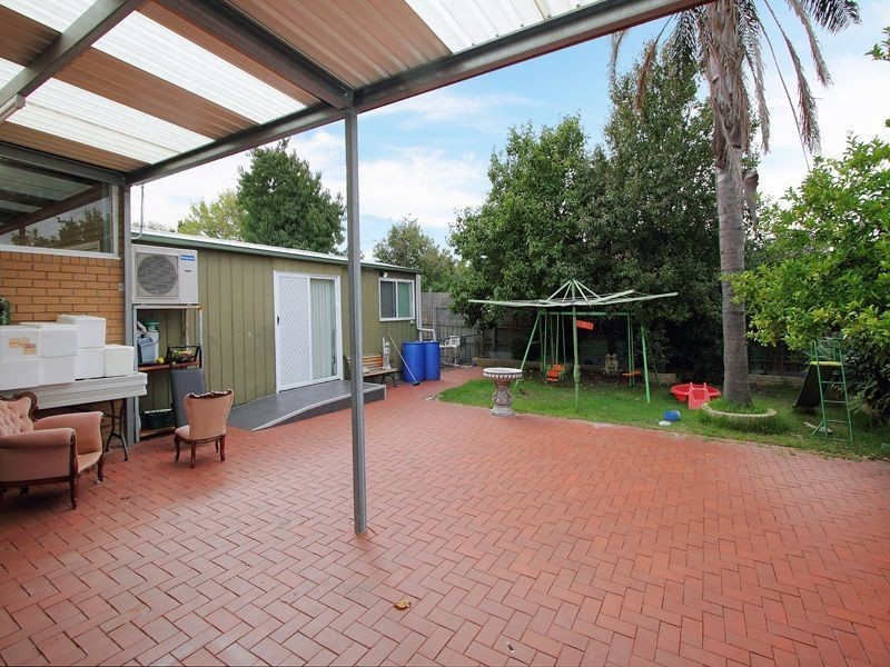 8 Viggers Parade, Glen Waverley VIC 3150