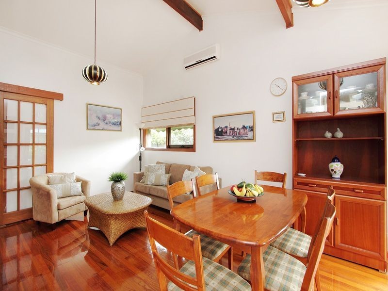 8 Carmen Court, Glen Waverley VIC 3150