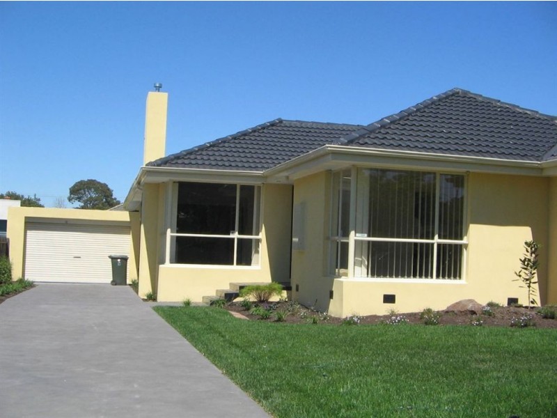 14 Folkestone Road, Glen Waverley VIC 3150