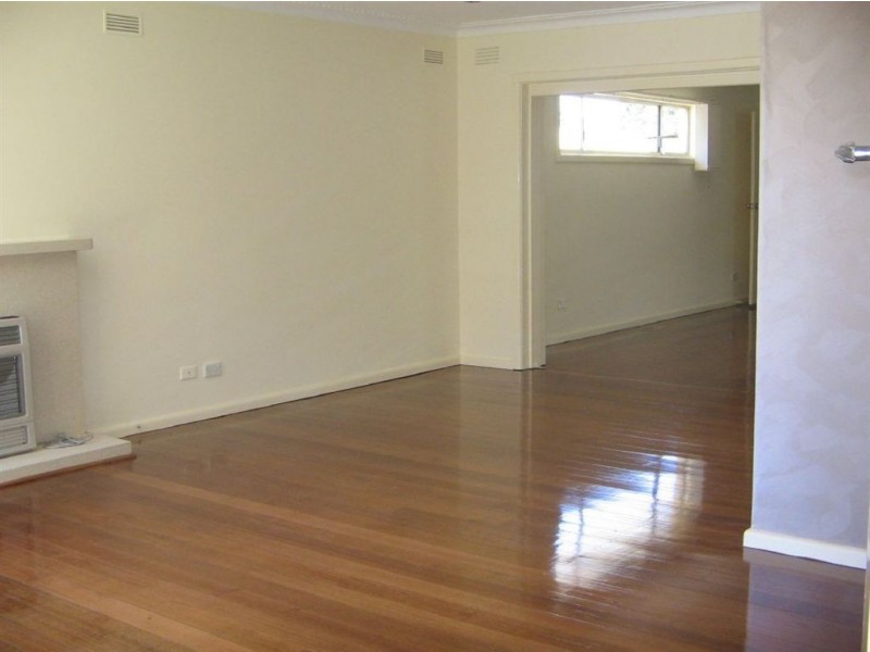 14 Folkestone Road, Glen Waverley VIC 3150