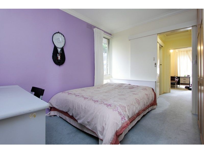 2 Groom Court, Glen Waverley VIC 3150