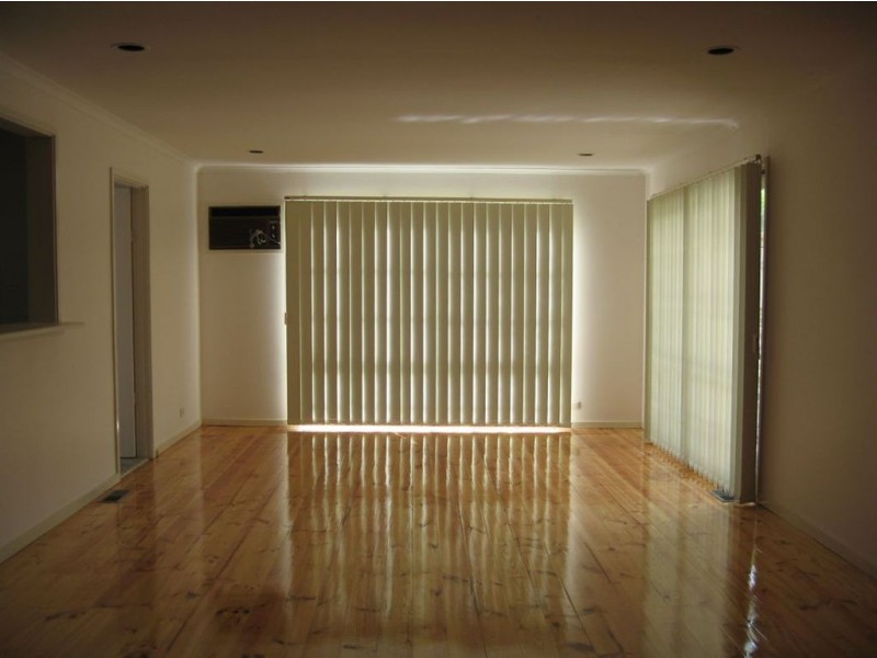 34 Harley Street, Knoxfield VIC 3180