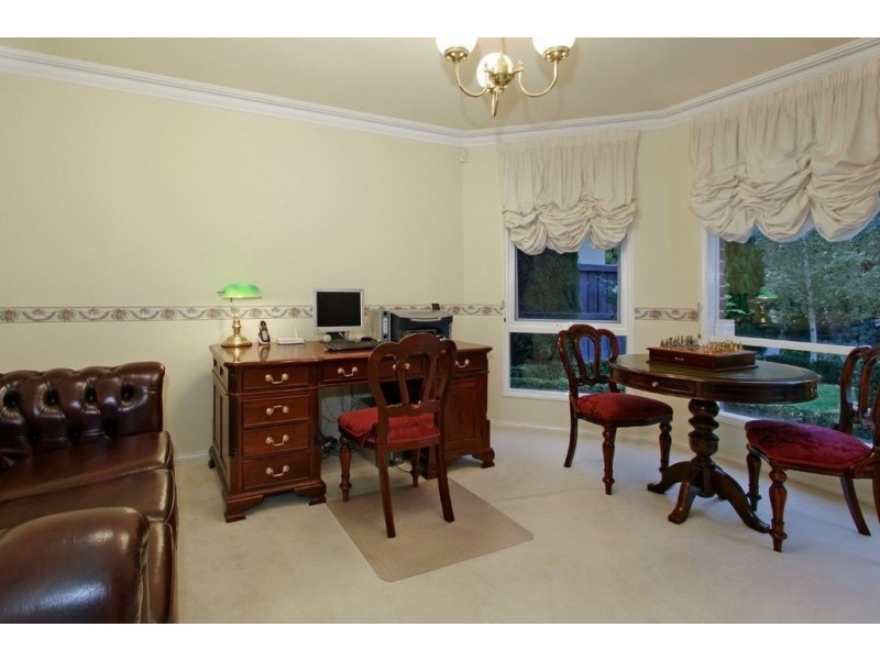 79 Avendon Boulevard, Glen Waverley VIC 3150