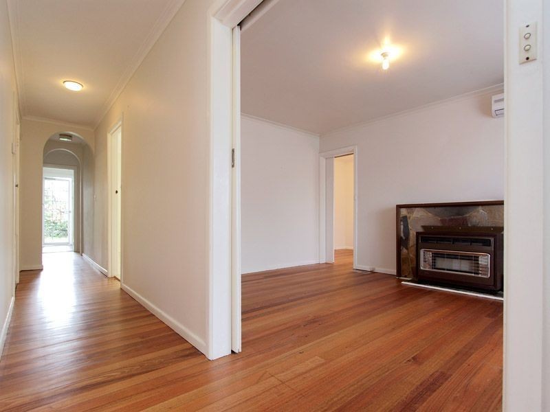 13 Myrtle Street, Glen Waverley VIC 3150