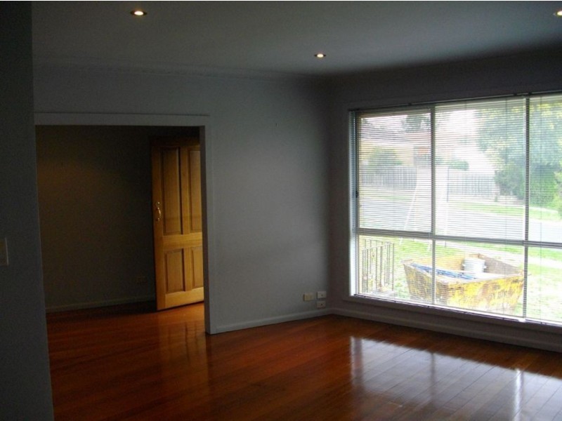 6 Iona Court, Mount Waverley VIC 3149