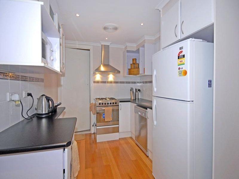 1/40 Risdon Drive, Notting Hill VIC 3168