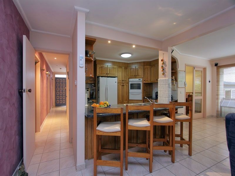 31 Highwood Drive, Wheelers Hill VIC 3150