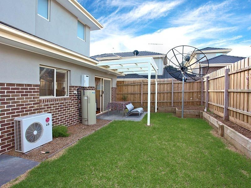 4/2 Joyce Avenue, Glen Waverley VIC 3150