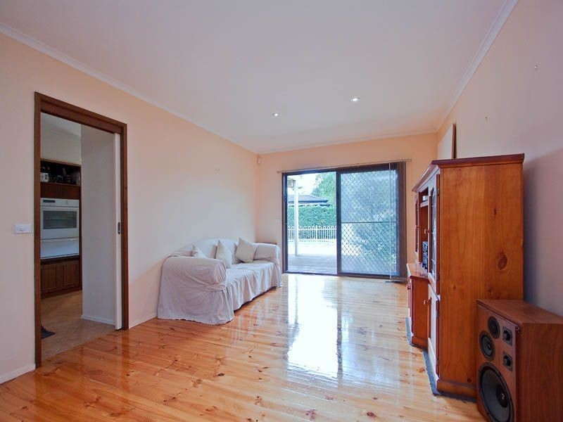 8 Kymme Court, Glen Waverley VIC 3150