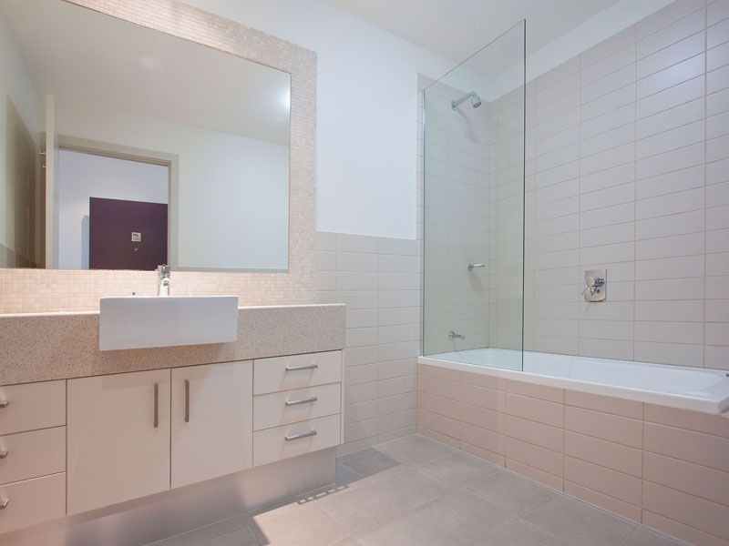 202/353 Springvale Road, Glen Waverley VIC 3150