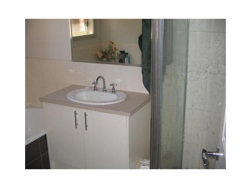 2/71 Leeds Road, Mount Waverley VIC 3149