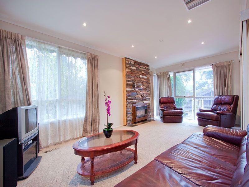 81 Sevenoaks Road, Burwood East VIC 3151