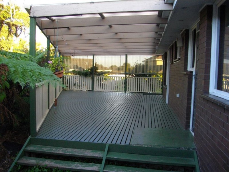 18 Cooper Avenue, Glen Waverley VIC 3150