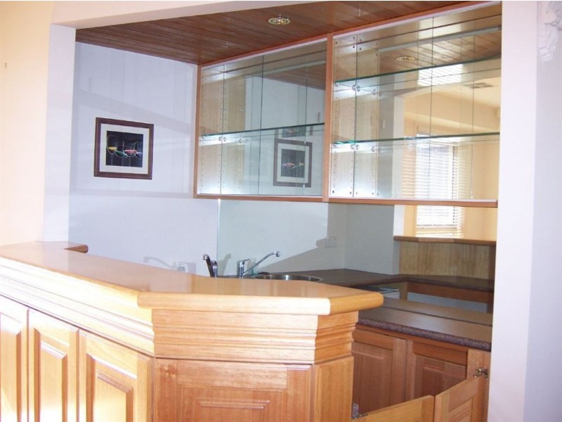 1/11 Hinkler Road, Glen Waverley VIC 3150