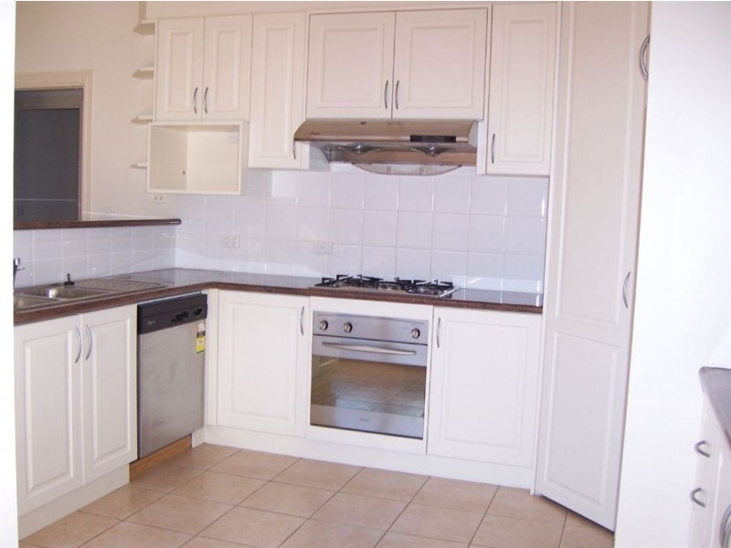 1/11 Hinkler Road, Glen Waverley VIC 3150