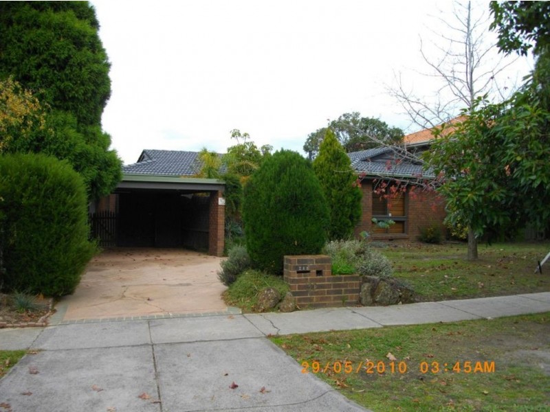 32 Madigan Drive, Glen Waverley VIC 3150