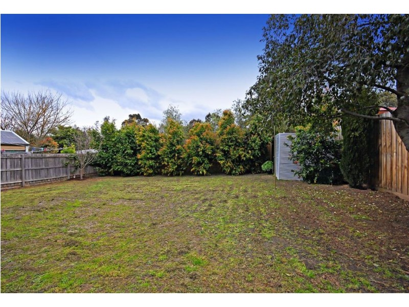 37 Paxton Drive, Glen Waverley VIC 3150