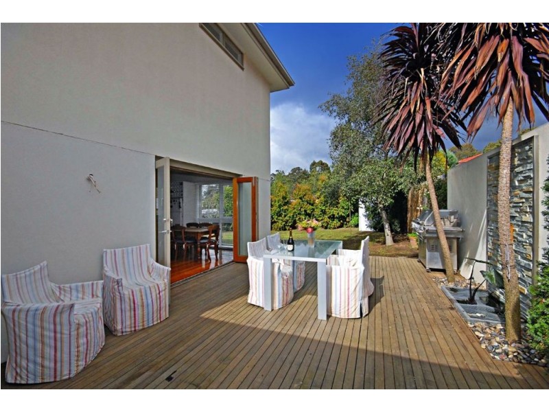 37 Paxton Drive, Glen Waverley VIC 3150