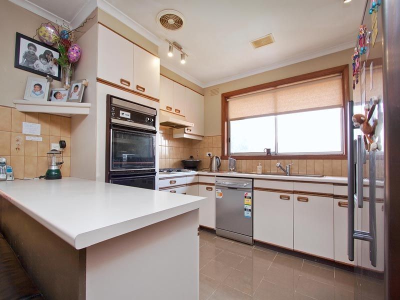 9 Consort Avenue, Vermont South VIC 3133