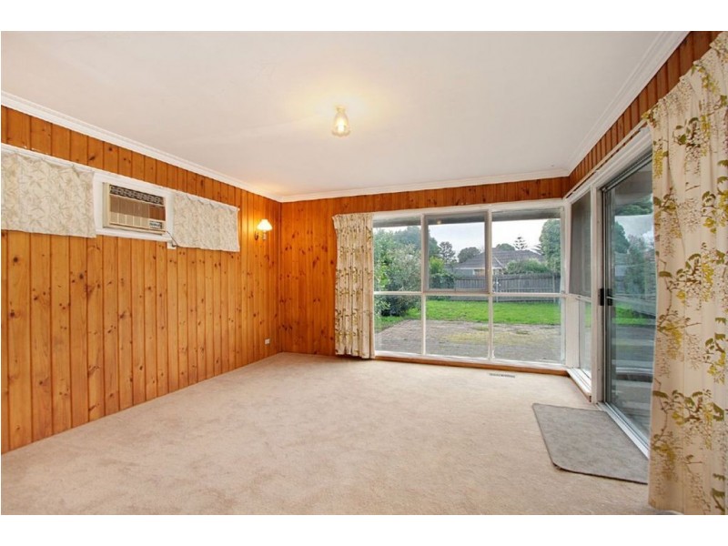 35 Glencairn Street, Mulgrave VIC 3170