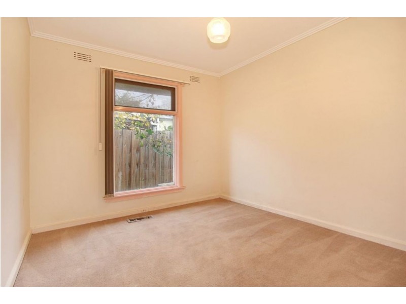 35 Glencairn Street, Mulgrave VIC 3170