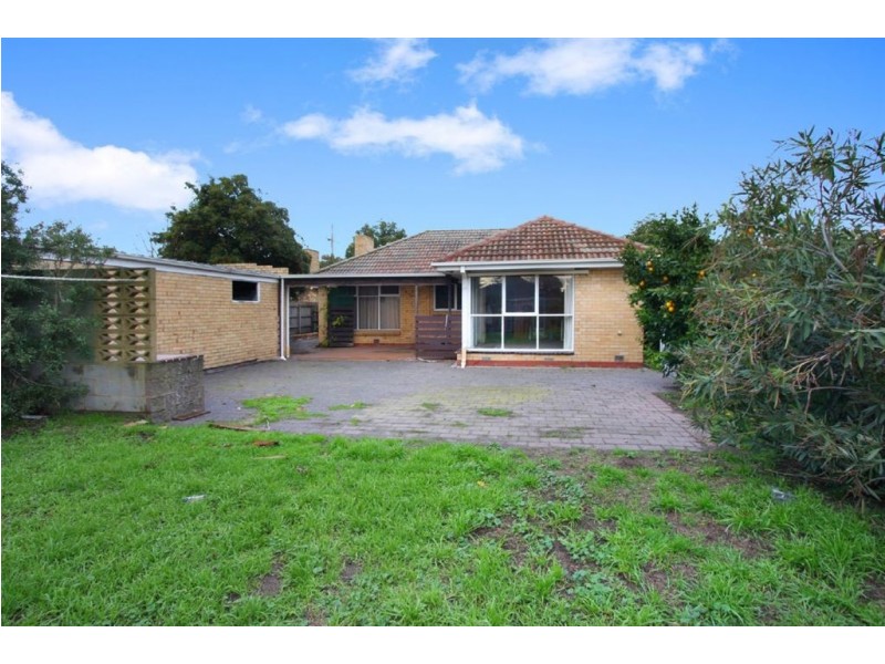 35 Glencairn Street, Mulgrave VIC 3170